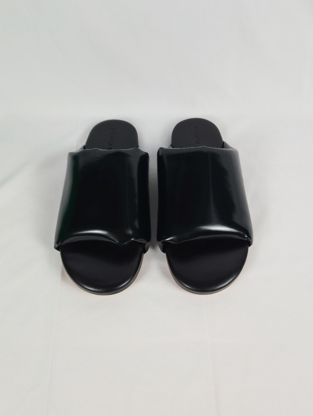 Bottega Veneta Men's Black Leather Slides US 10|EU 43